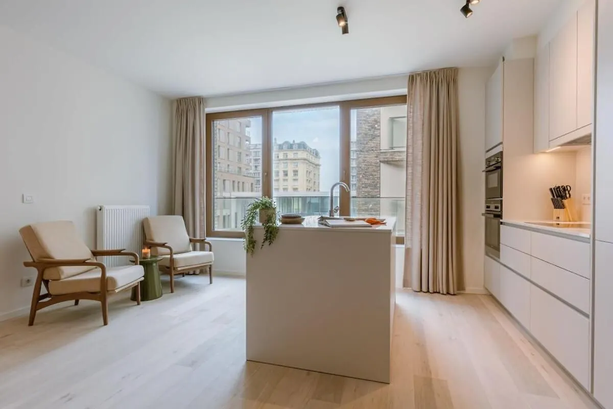 Huswell - Beautiful Apartment With Parking Close To The Sea オステンド