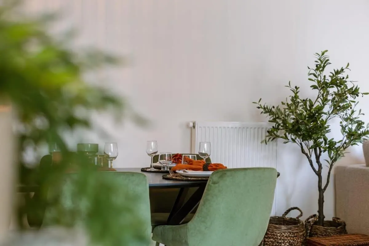 Huswell - Beautiful Apartment With Parking Close To The Sea オステンド