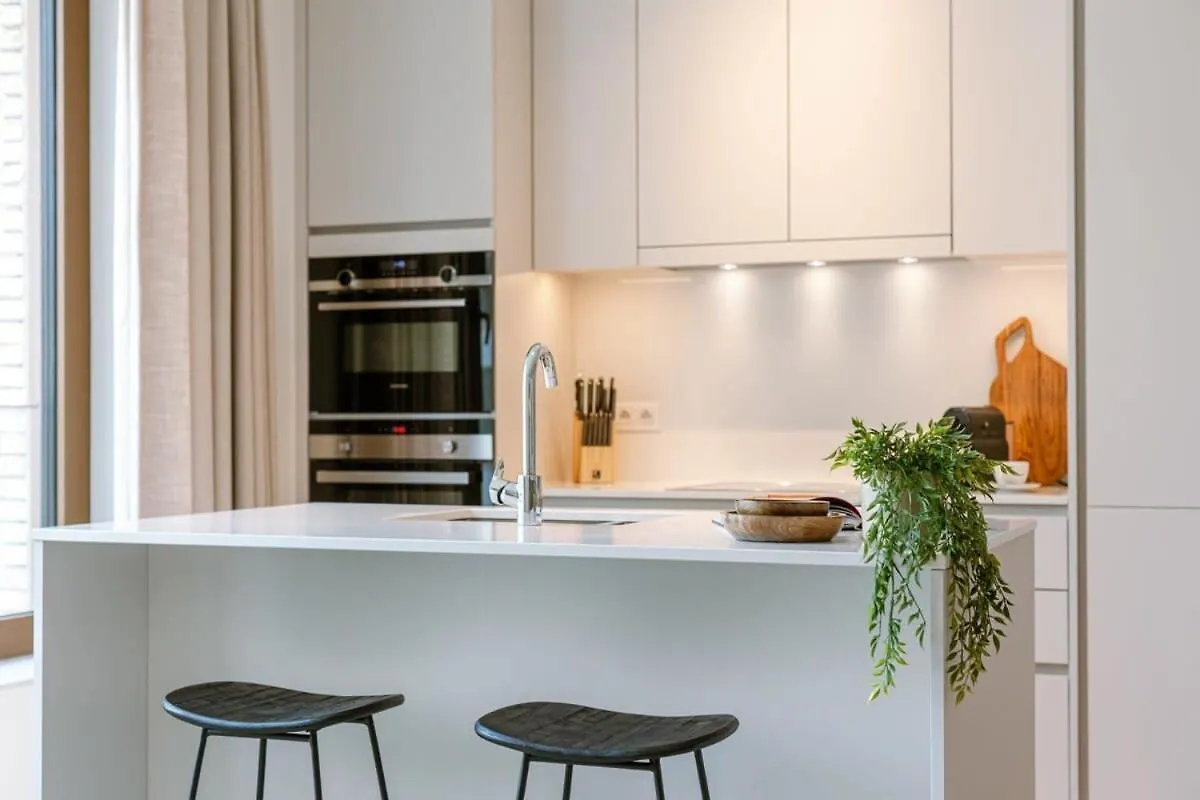 Huswell - Beautiful Apartment With Parking Close To The Sea Ostend