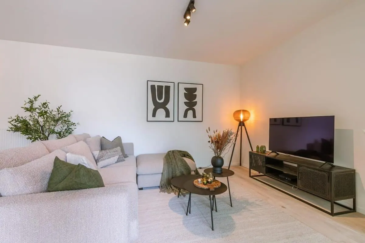 Huswell - Beautiful Apartment With Parking Close To The Sea Ostend